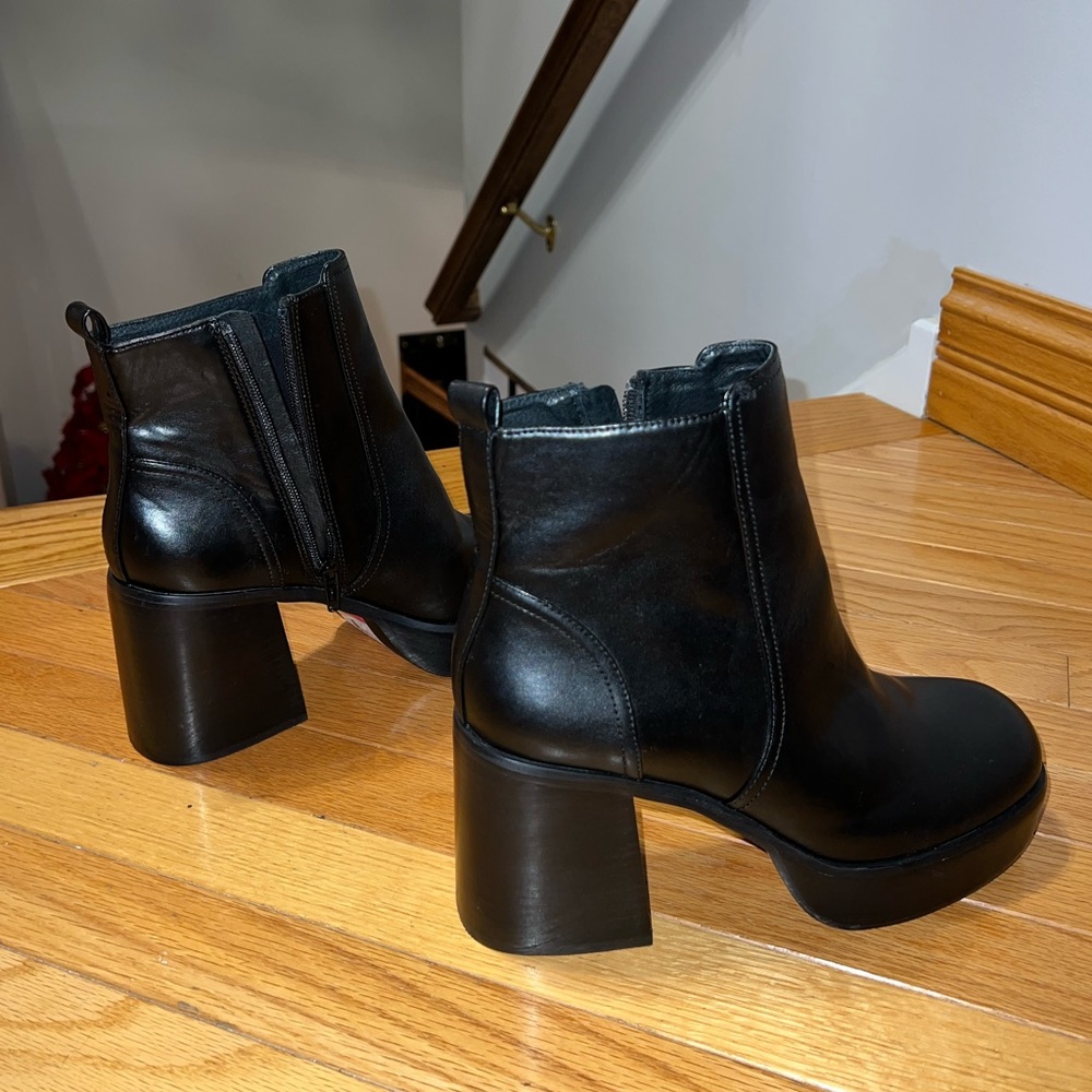 Topshop black leather booties
